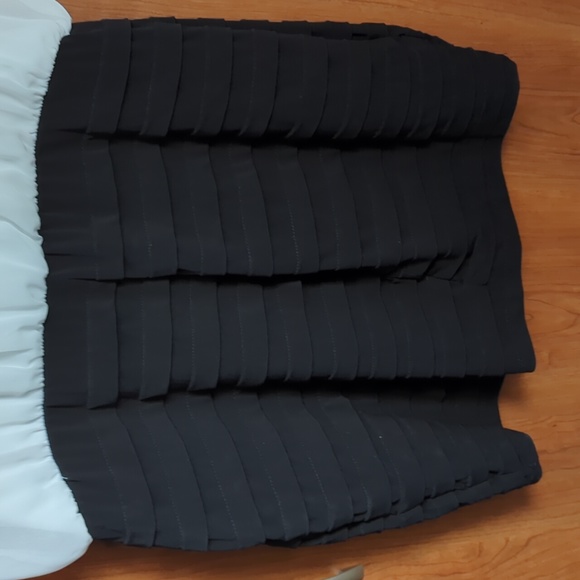 Dress - Picture 3 of 6